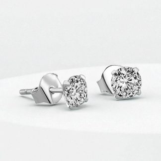 jelux silver Gümüş 925 4 mm Premium Star Kesim Zirkon Taşlı Çivili Küpe - Fiyatı, Yorumları